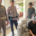 Pria Misterius Bongkar Papan Gedung Tua di Samping Rumdin Wagub Kalbar