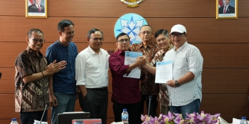 Disaksikan Dewan Pers, Bangun-Sekedang Tandatangani Panitia Bersama Kongres Persatuan