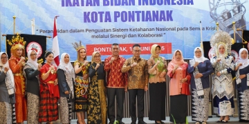 Tertibkan Papan Reklame di Ayani Pontianak, Edi Ingin Penataan Kota Lebih Rapi