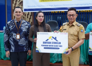 Pemkot Pontianak Gelontorkan Bantuan Bedah Rumah dan WC kepada 324 Keluarga Kurang Mampu