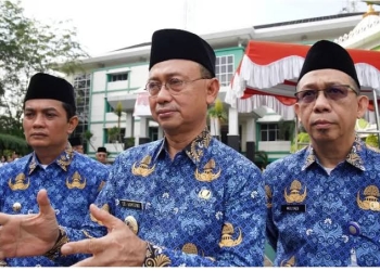 Imigrasi Pontianak Deportasi Dua WNA Pakistan, Ngaku-ngaku Investor