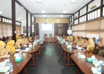 Kepung Pelanggar Lalu Lintas, Kapolda Kalbar Gelar Operasi Patuh Kapuas 2025