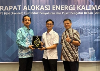 Semangat Kemerdekaan, PLN UIP3B Kalimantan Apresiasi Pembangkit Berprestasi melalui GRID LIGHT 2025