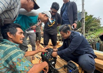 PLN UIP KLB Beri Bantuan Mesin Listrik, Nelayan Sungai Kakap Kini Bisa Berlayar Tanpa BBM