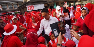 Bagikan 5.000 Bendera Merah Putih, Edi Kamtono Ajak Warga Meriahkan HUT ke-80 RI