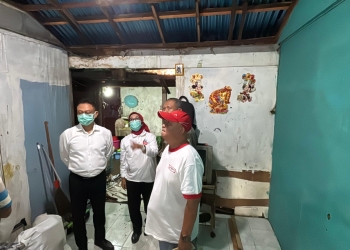 Bagikan 5.000 Bendera Merah Putih, Edi Kamtono Ajak Warga Meriahkan HUT ke-80 RI