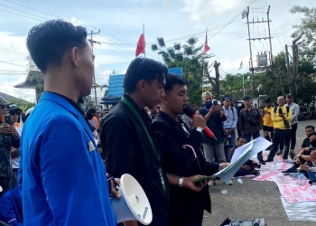 Aliansi Mahasiswa Ketapang Geruduk Kantor DPRD, Bawa 17 Poin Tuntutan