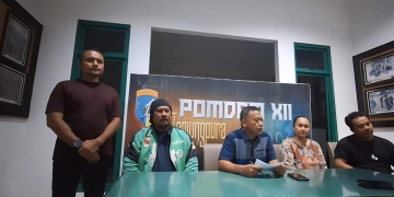 Rekannya Dianiaya Oknum TNI, Ratusan Ojol Geruduk Pomdam XII Tanjungpura