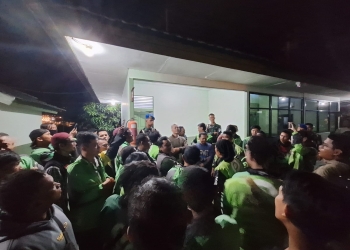 Rekannya Dianiaya Oknum TNI, Ratusan Ojol Geruduk Pomdam XII Tanjungpura