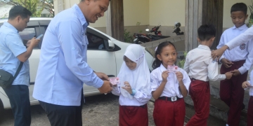 Siswa SDN 15 Pontianak Selatan Kini Miliki KIA, Kolaborasi bersama Kejati, Kejari dan Disdukcapil