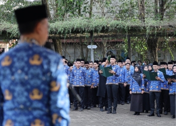 Pemkot Pontianak Salurkan Bantuan ke 381 Petani Terdampak Puting Beliung