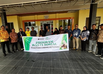 Gandeng Dinas Sosial, PT Pegadaian Cabang Ketapang Gelar Baksos