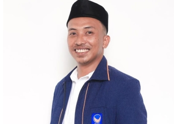 Tingkatkan Keterampilan dan Kemandirian Masyarakat, Pemkot Pontianak Serahkan Bantuan Alat Kerja