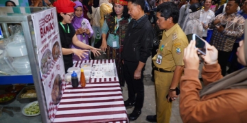 Edi Kamtono Resmikan Pusat Kuliner Malam Pasar Tengah, Suguhkan Suasana Tempo Dulu