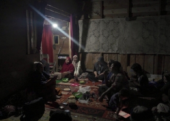 Terang di Hari Kesaktian Pancasila, PLN Wujudkan Listrik Berkeadilan di Desa Papagaran