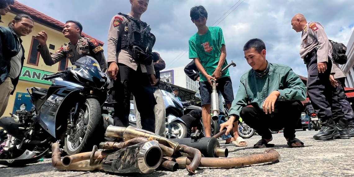 Polresta Pontianak Gagalkan Aksi Balap Liar, Sitar 49 Motor Knalpot Brong dan Amankan Puluhan Remaja Bawah Umur