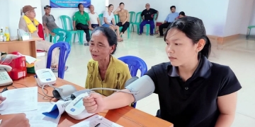 Bupati Ketapang Tinjau Langsung Progres Perbaikan Jalan Pelang – Kepuluk – Batu Tajam