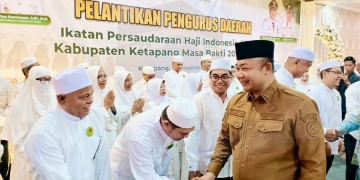 Bupati Ketapang Tinjau Langsung Progres Perbaikan Jalan Pelang – Kepuluk – Batu Tajam