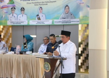 Pemkot Pontianak Serahkan Bantuan 67 Jenis Barang Kebutuhan Warga