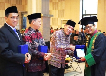 Wisuda Sarjana XIX STAI Al-Haudl Ketapang, Wabup Jamhuri Amir Ajak Lulusan Jadi Teladan Umat