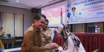 Wisuda Sarjana XIX STAI Al-Haudl Ketapang, Wabup Jamhuri Amir Ajak Lulusan Jadi Teladan Umat