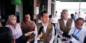 PLN Pulihkan Produksi Ikan Pesisir Loa Kulu Lewat Electrifying Marine di Momentum Hari Pahlawan