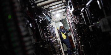 Sambut Hari Pahlawan, PLN Tingkatkan Keandalan Sistem Kelistrikan di Kalimantan Selatan dan Kalimantan Tengah