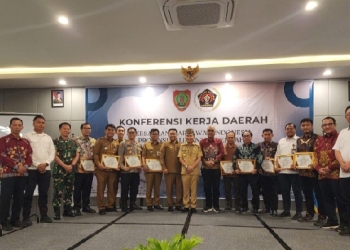 PWI Kalteng Gelar Konferda, PLN UPT Palangkaraya Terima Penghargaan Peduli Pers