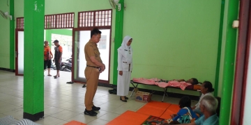 21 Warga Pontianak Barat Diungsikan Dampak Banjir Rob Lanjutan, Edi Kamtono: Keselamatan Jiwa Prioritas Utama