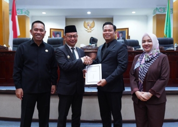 Wali Kota Pontianak Sampaikan Jawaban Fraksi Terhadap Sejumlah Raperda