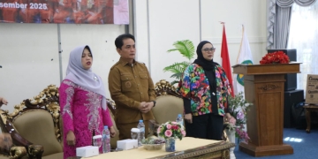 Wali Kota Pontianak Sampaikan Jawaban Fraksi Terhadap Sejumlah Raperda