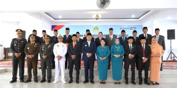 Awal 2026, Alexander Wilyo Resmi Lantik 12 Pejabat Manajerial Pemkab Ketapang