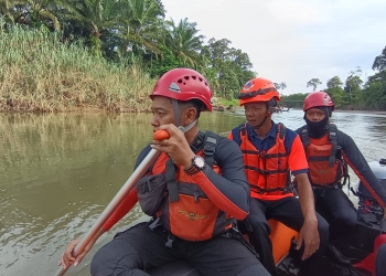 Bocah 4 Tahun Hilang di Sungai Sekayam, Tim SAR Turun Lakukan Pencarian