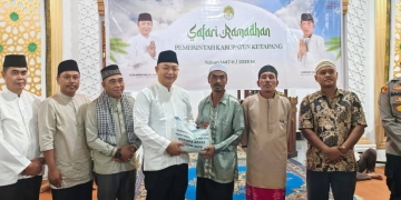 Safari Ramadhan di Nanga Tayap, Bupati Ketapang Tinjau Koperasi Desa dan Perkuat Silaturahmi dengan Masyarakat