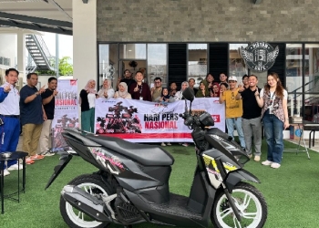 HPN 2026, Asmo Kalbar Beri Kado Service Motor Gratis dan Edukasi Safety Riding untuk Insan Pers