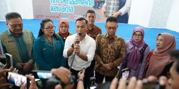 Menteri Wihaji Dorong Penguatan Peran Tim Pendamping Keluarga di Pontianak