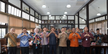 PKK Pontianak Gelar Pasar Murah, Kader Posyandu Terbantu