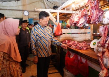 Wali Kota Pontianak Cek Langsung Harga Bahan Pokok Jelang Idulfitri