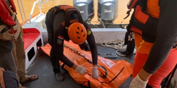 Tim SAR Temukan Dua ABK Korban Kapal Terbalik di Sungai Kapuas